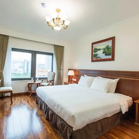 Ha Long New Day Hotel
