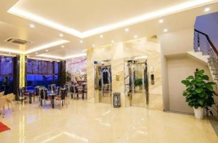 New Day Hạ Long