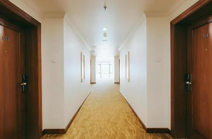 New Day Khách sạn 4*
