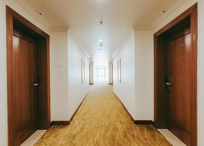Khách sạn New Day Hạ Long