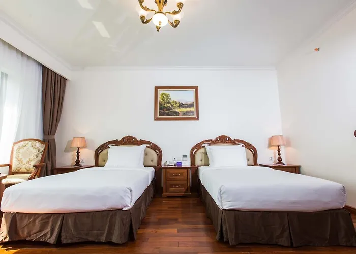 Khách sạn New Day Hạ Long